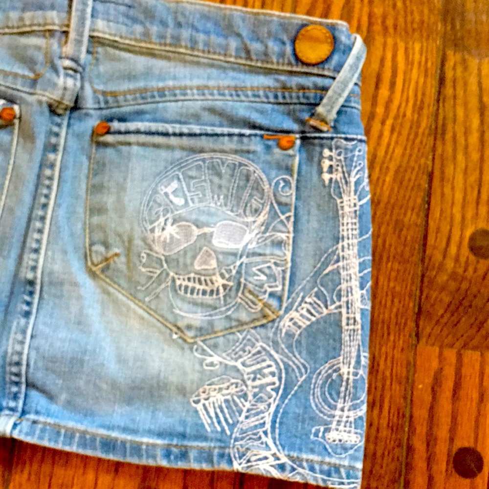 Skull stitched denim skirt mini!